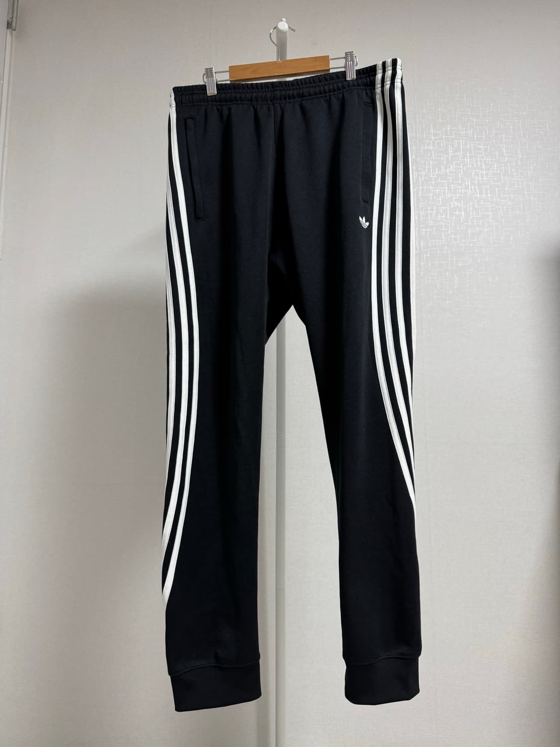아디다스 삼선 트레이닝 바지 블랙 상품이미지1