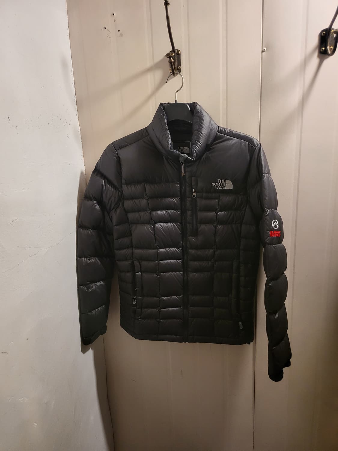 노스페이스 써밋 경량 패딩 상품이미지1