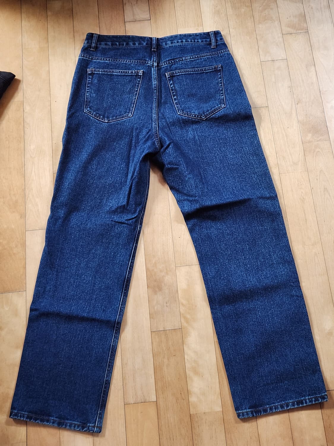 무신사스탠다드 청바지 팝니다. 상품이미지2