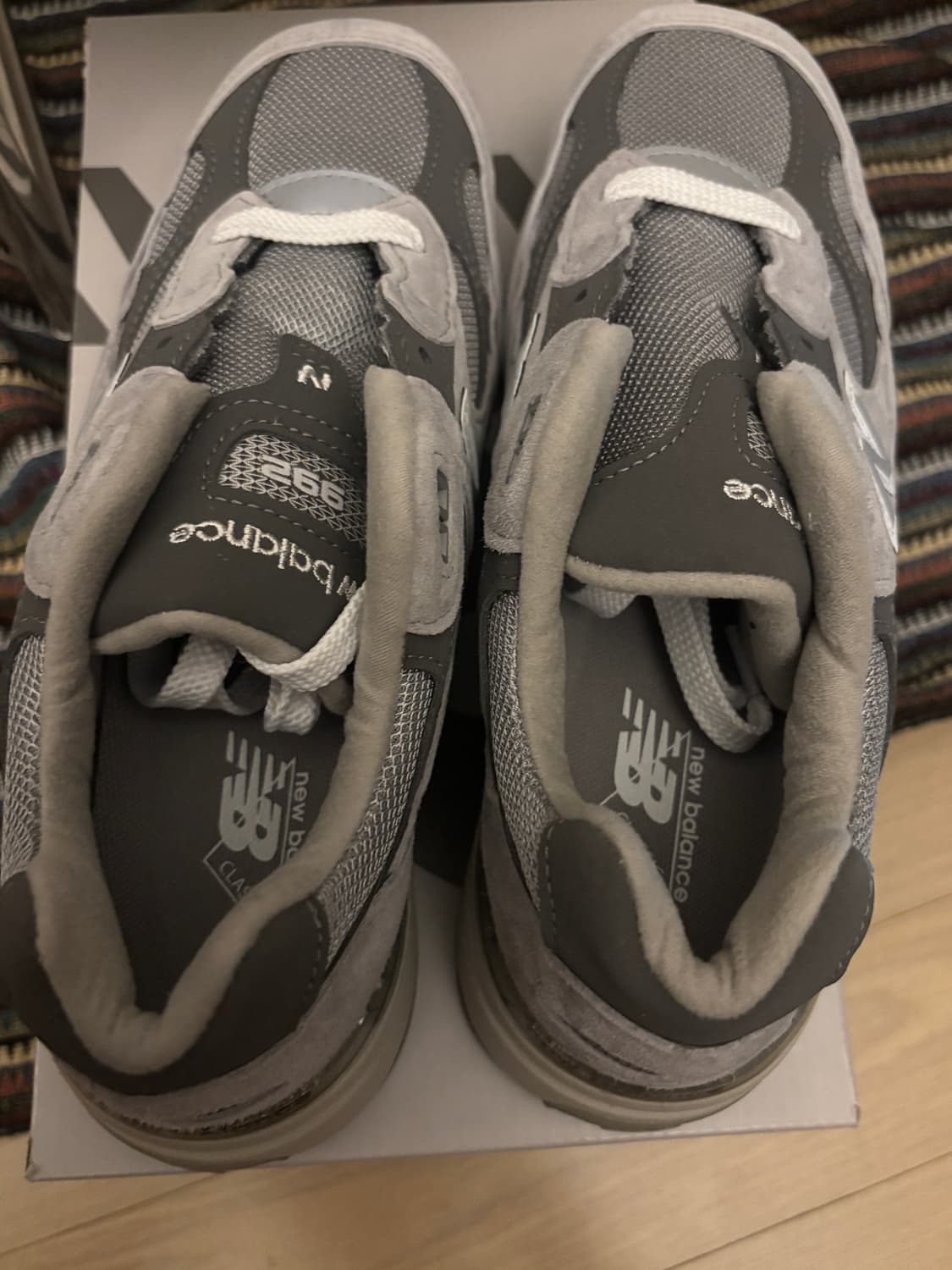 뉴발란스 992GY 클래식 그레이 255 (Made in USA) 상품이미지5