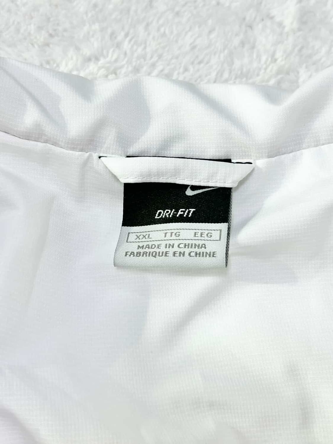 나이키 스우시 화이트 투웨이 바람막이 상품이미지8