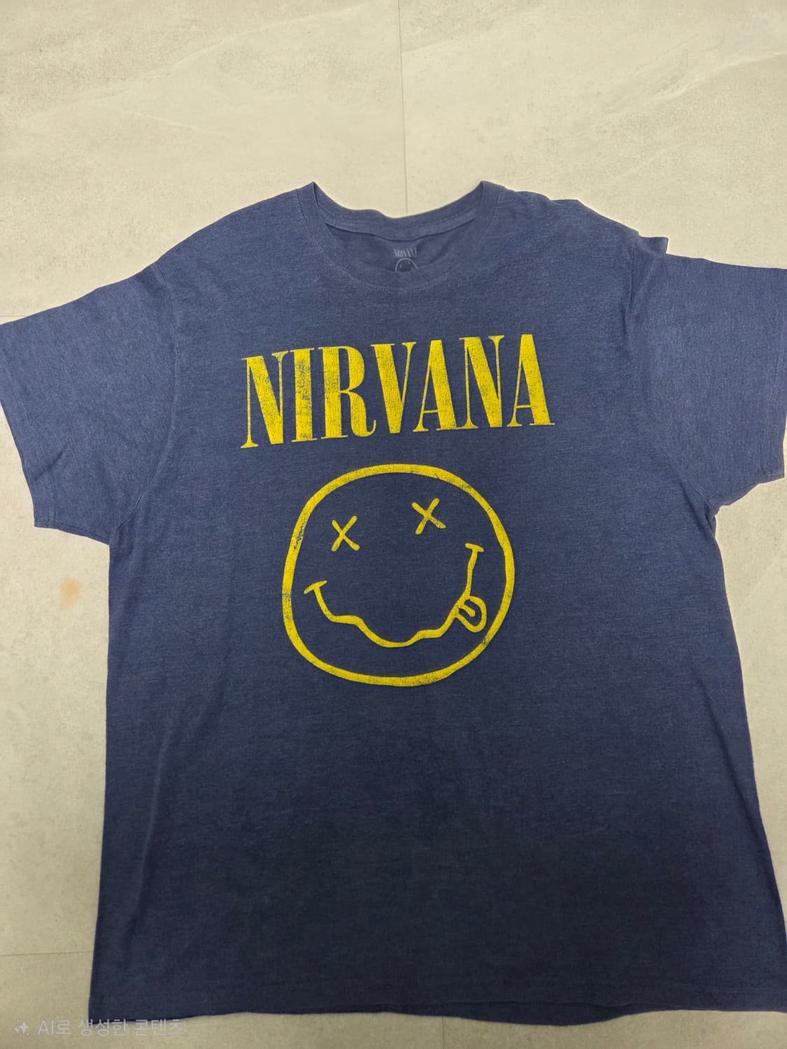 너바나(Nirvana) 빈티지 스마일리 로고 반팔 티셔츠 상품이미지1
