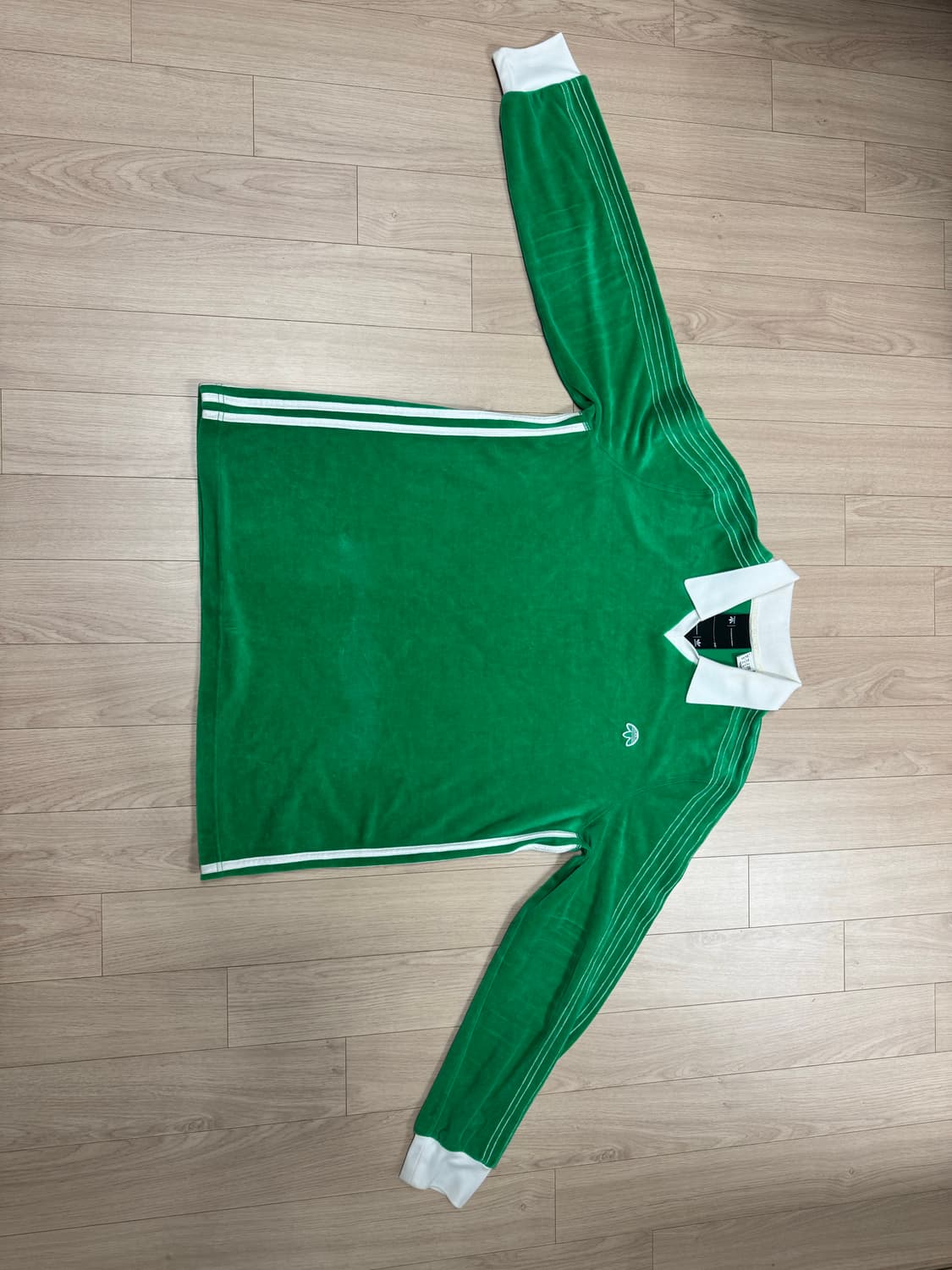 아디다스 X 알렉산더왕 벨루어 그린 상품이미지3