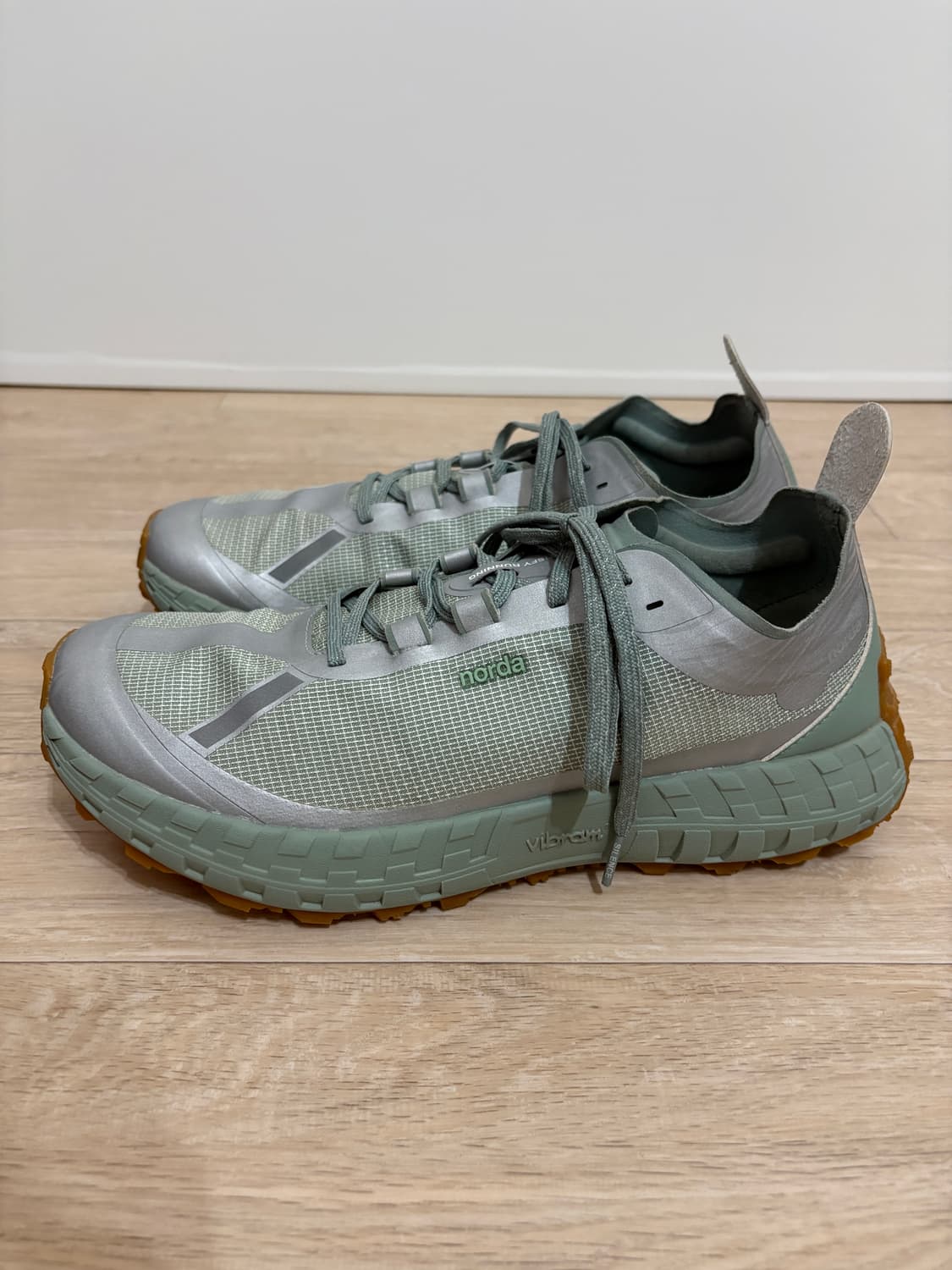 노다 X 세티스파이/ norda satisfy 001 제이다이트 /285 상품이미지2