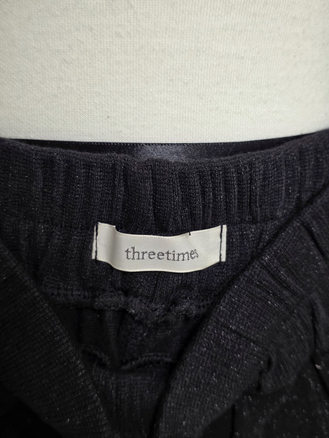 새상품) 쓰리타임즈(쓰탐) 글리터 크롭 맨투맨 & 조거 셋업 상품이미지4