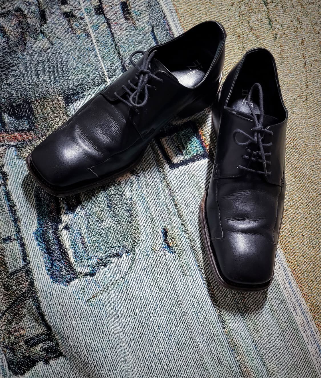 알프레도 바니스터 블랙 레더 더비슈즈 상품이미지1