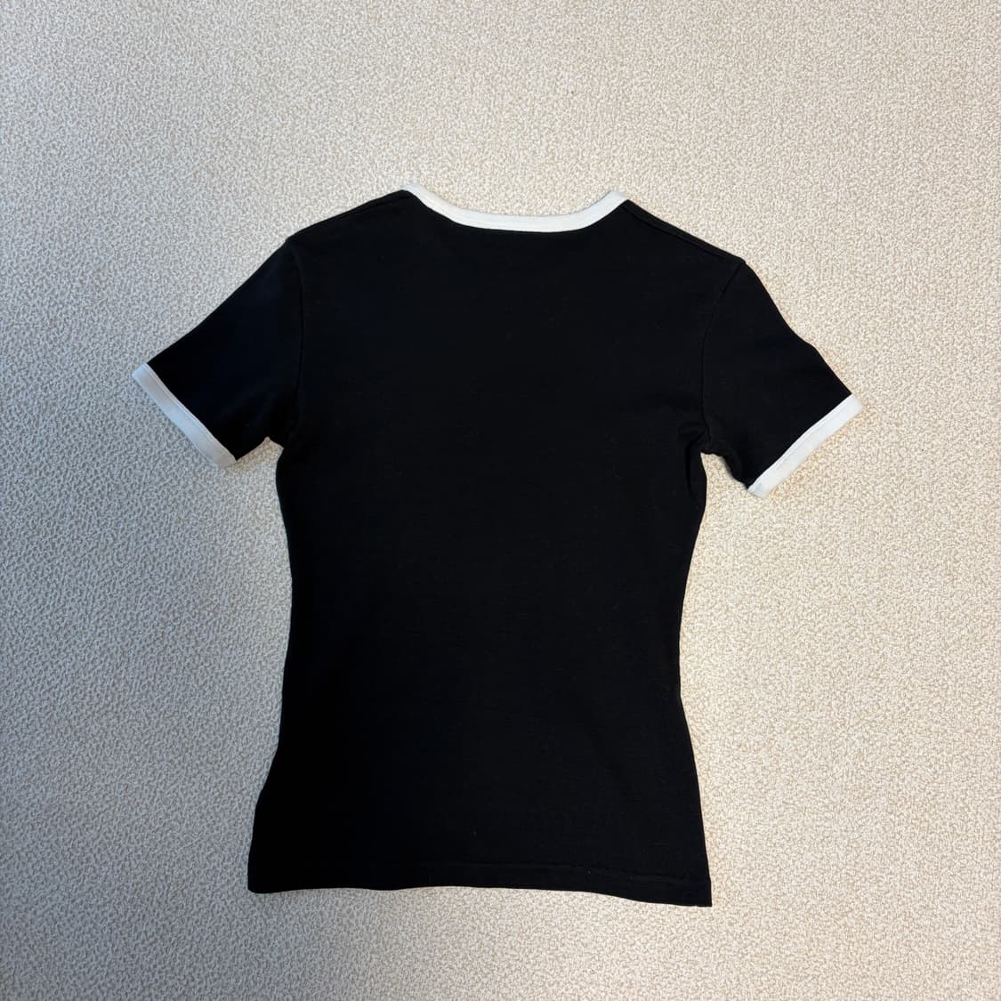 꾸레쥬 콘트라스트 반팔 티셔츠 블랙 상품이미지4