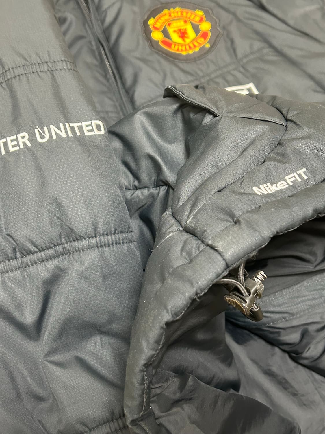 나이키 맨체스터 유나이티드 블랙 점퍼 자켓 상품이미지5