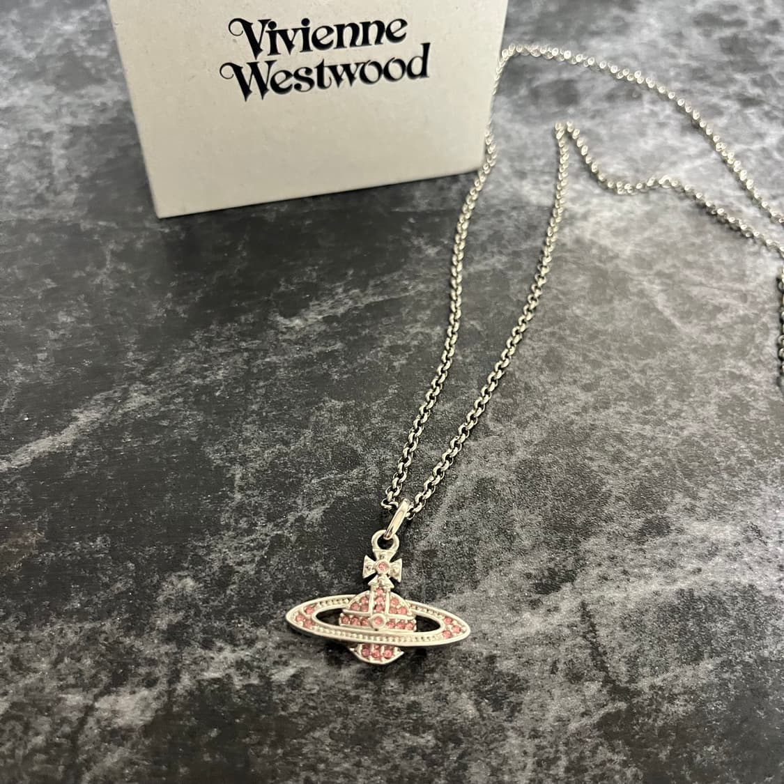 [Vivienne Westwood]비비안웨스트우드 릴리프 목걸이(핑크) 상품이미지8