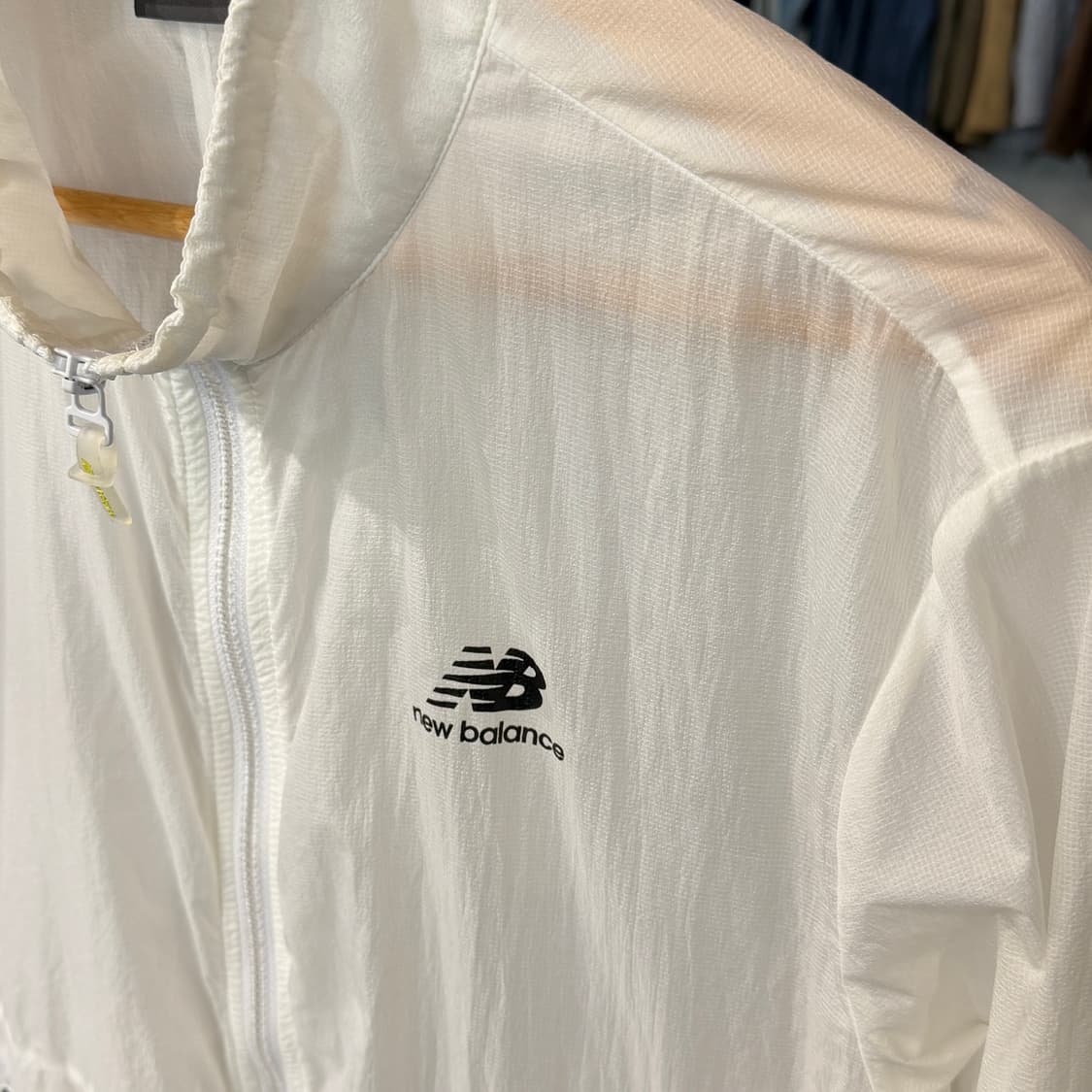 [M] 뉴발란스 우븐 러닝 바람막이 상품이미지3