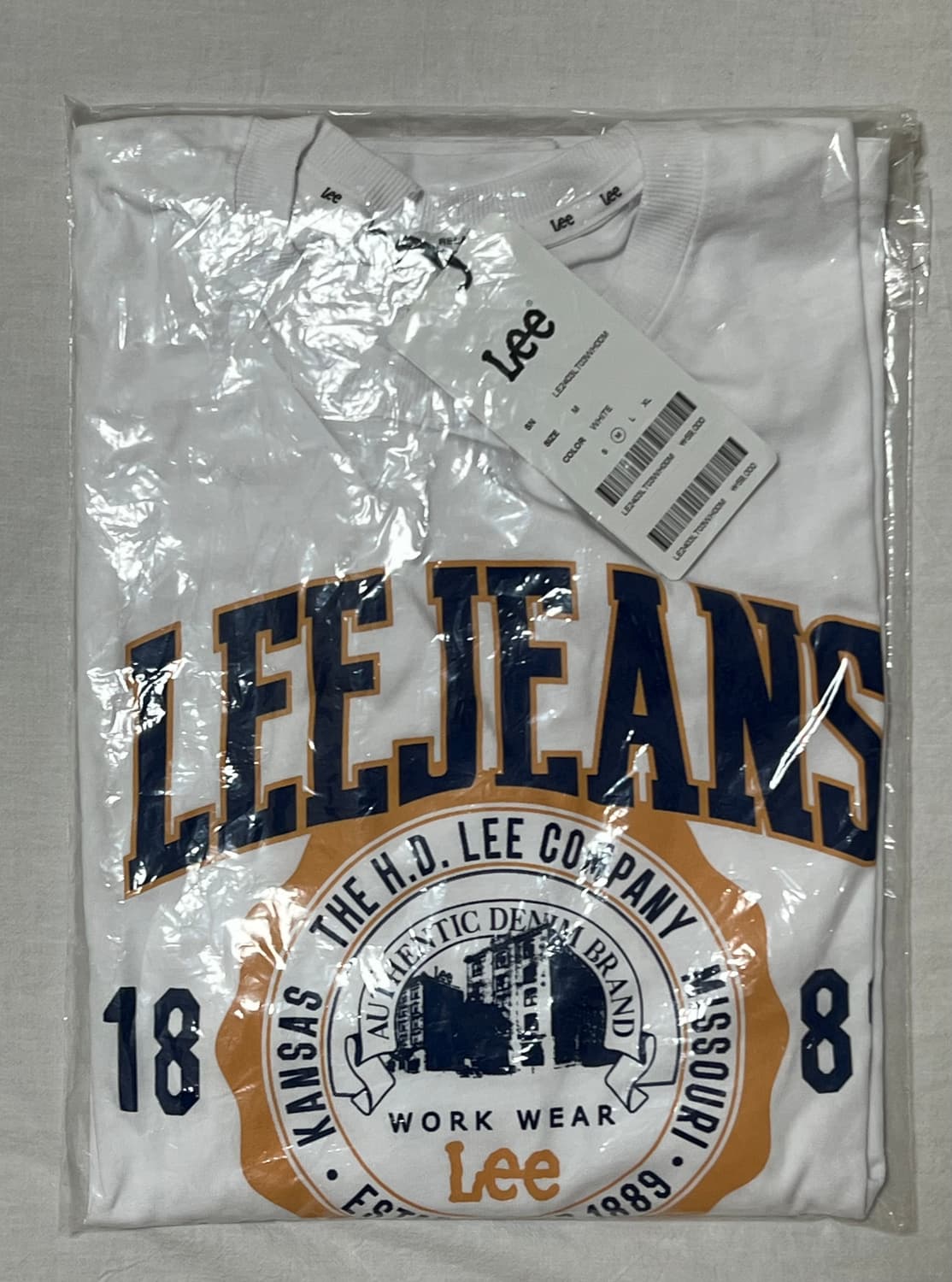 [새상품] M) Lee 리 진스 그래픽 긴팔 티셔츠 화이트 상품이미지4