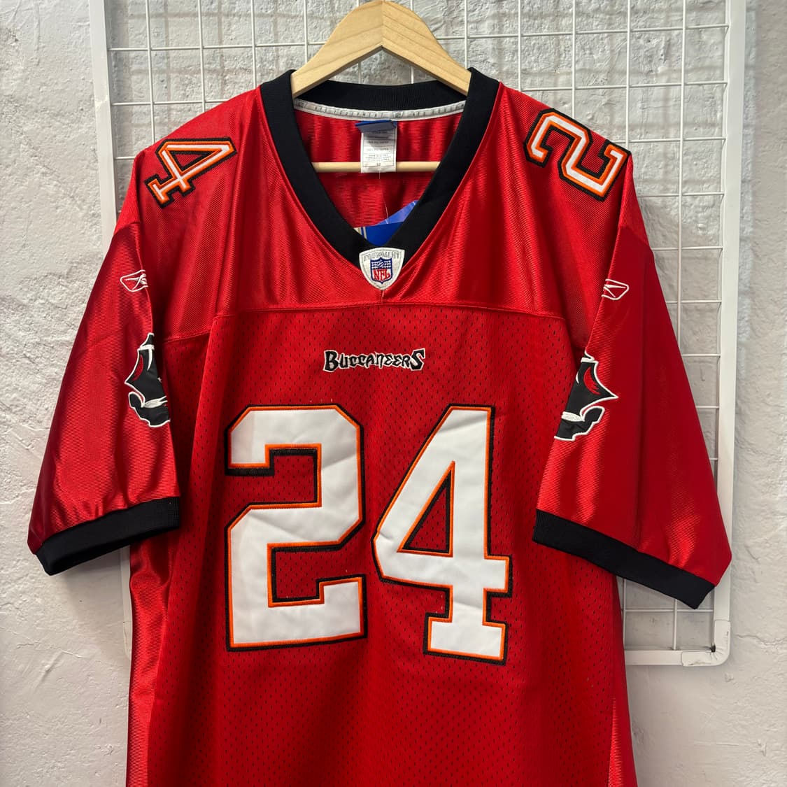 NFL X 리복 탬파베이 버커니어스 유니폼 져지 XL 상품이미지3