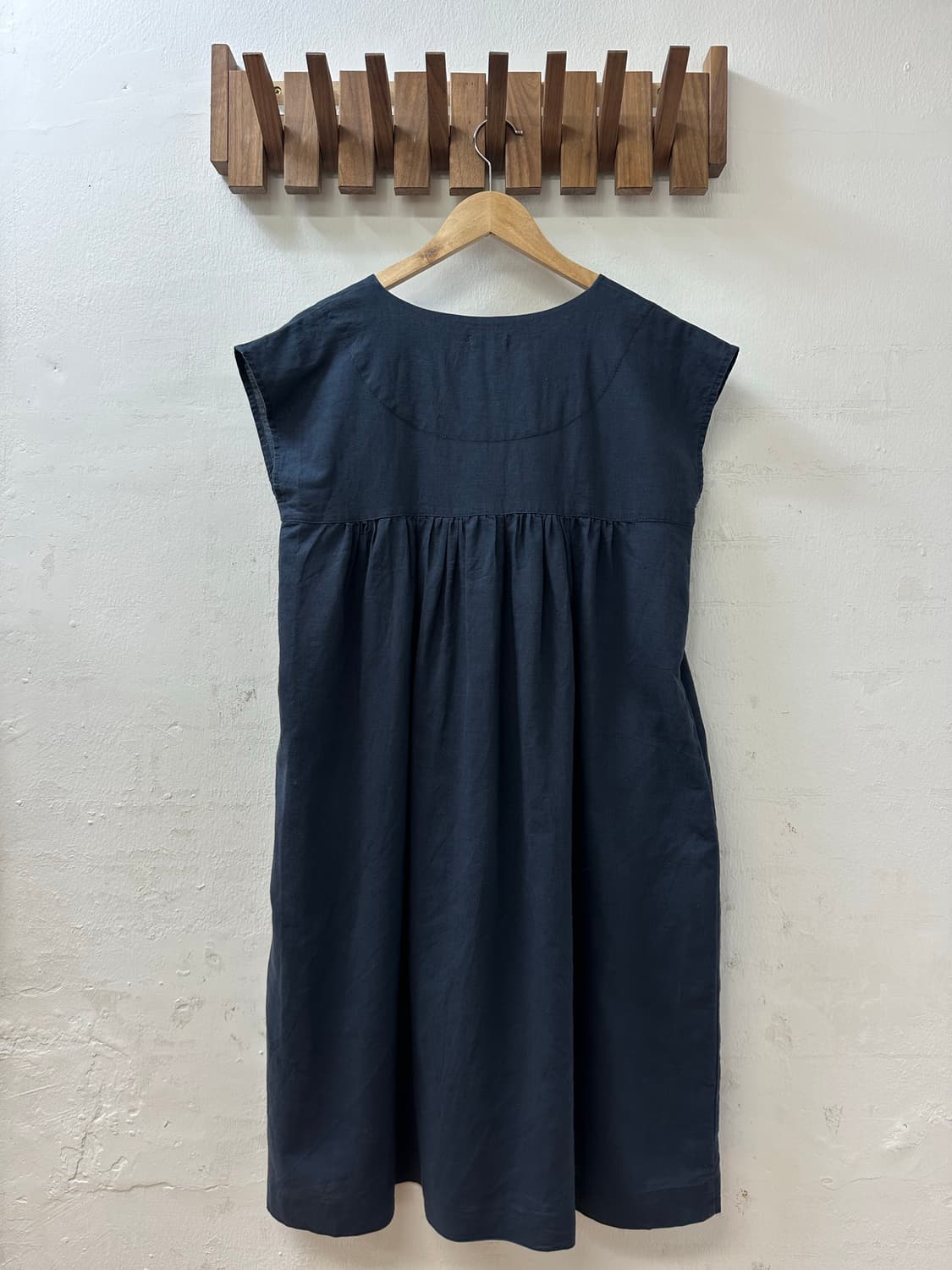일본빈티지 네이비 린넨 코튼 포켓 디테일 플레어 레이어드 원피스 상품이미지4