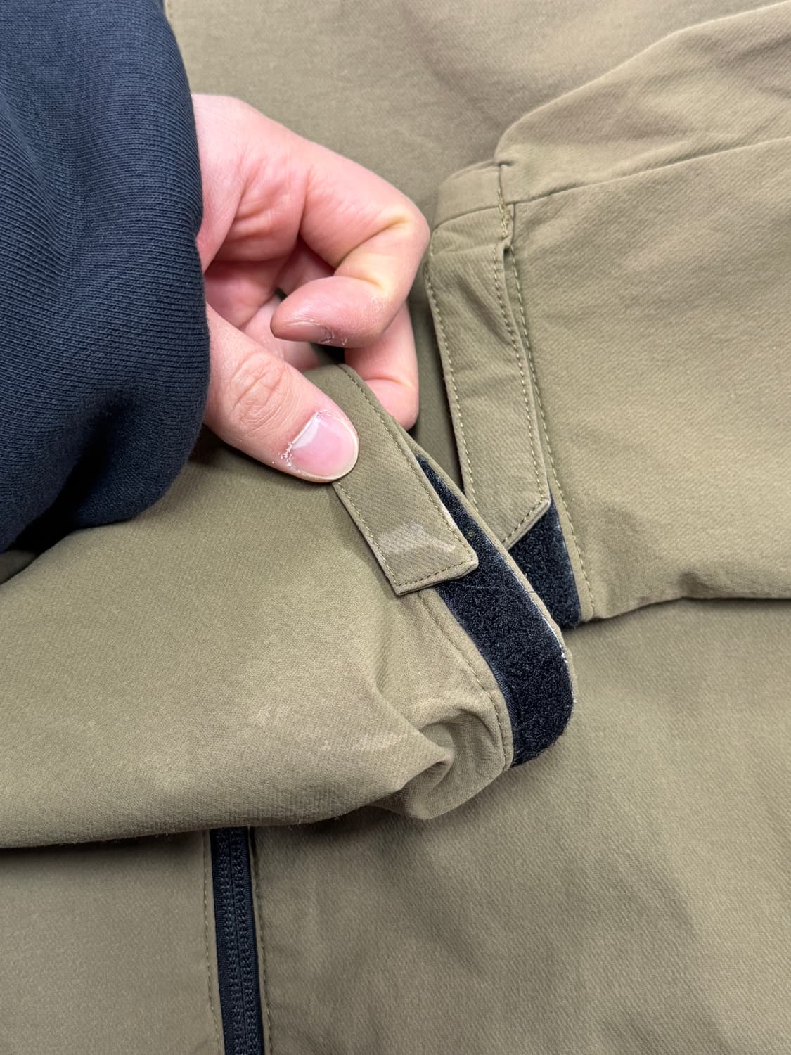 오클리 나일론 카키베이지 바람막이 XXL 상품이미지8