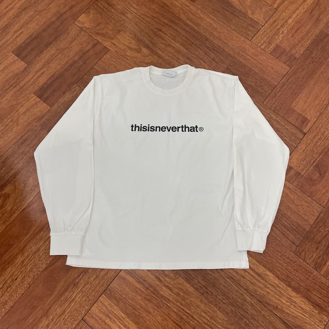 디스이즈네버댓 빅로고 롱슬리브 상품이미지1