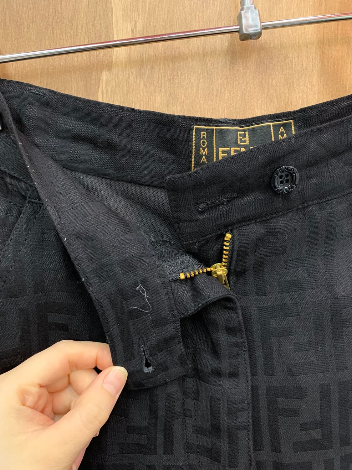 Fendi 펜디 주카로고 팬츠 상품이미지6