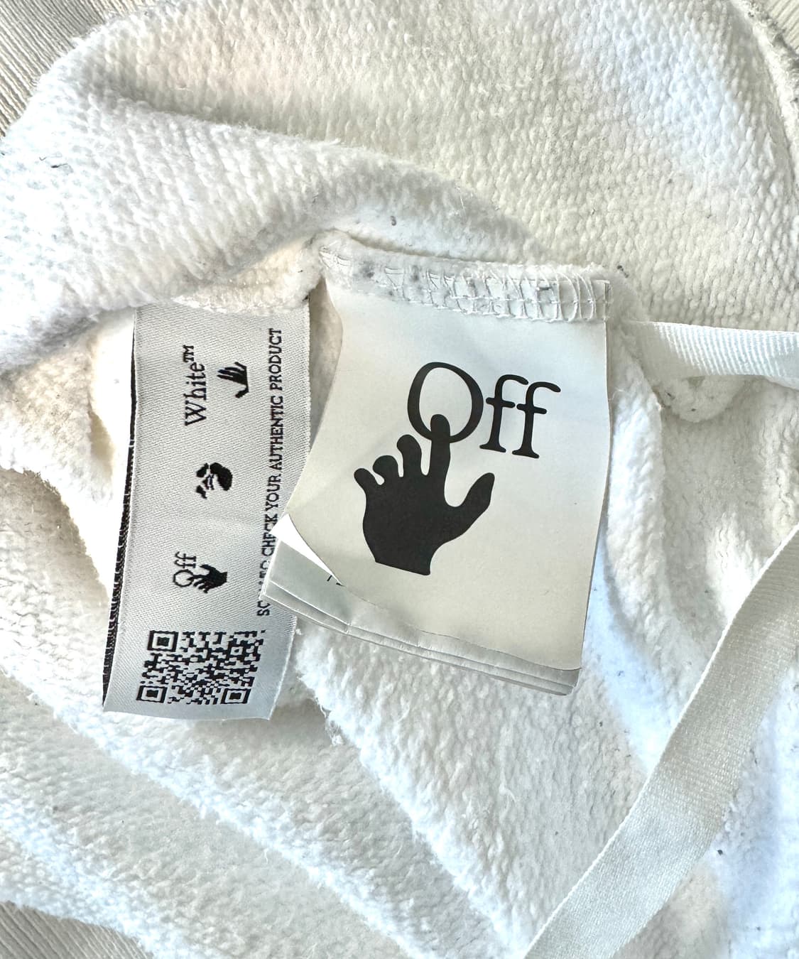OFF WHITE 오프화이트 스프레이 카라바조 화이트 스웻셔츠 M 상품이미지7