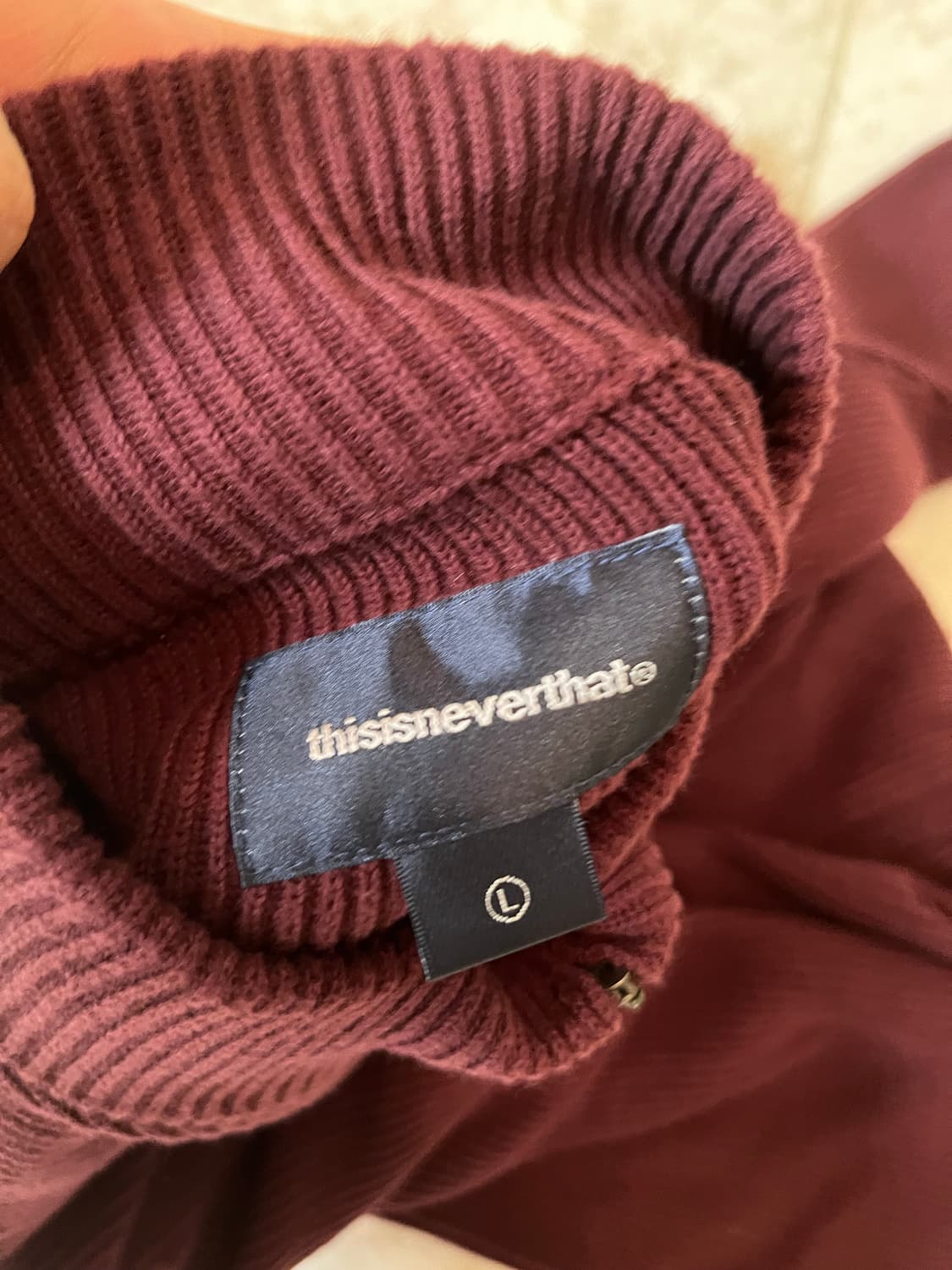 디스이즈네버댓 니트집업 상품이미지2