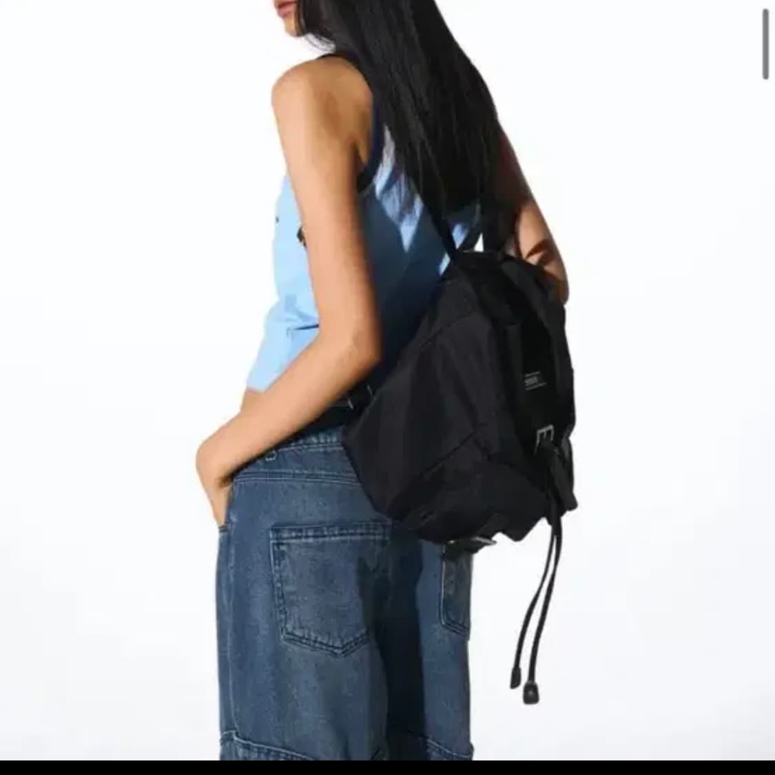 프렌다 백팩 상품이미지1