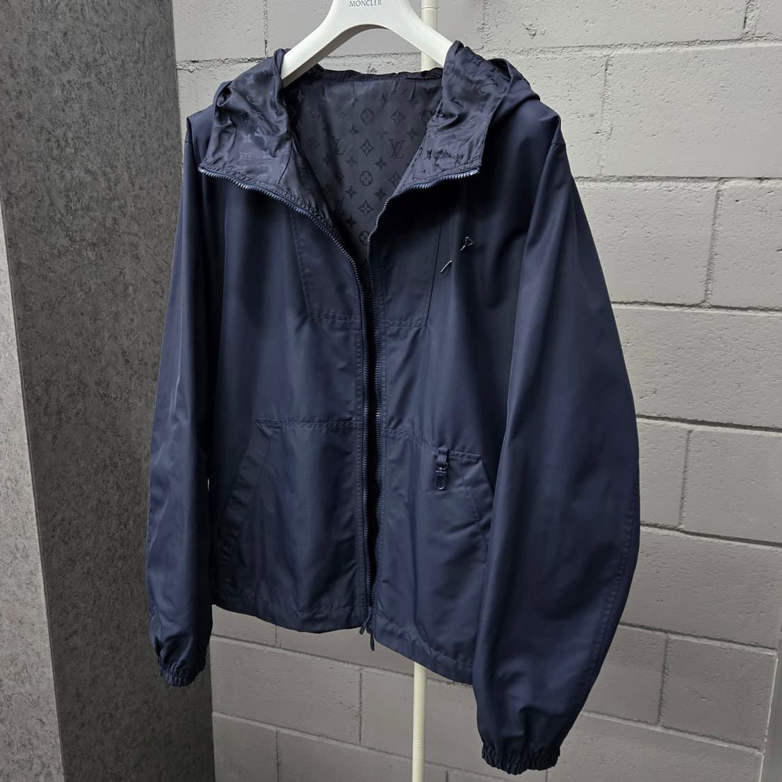 루이비통 LV 모노그램 리버서블 바람막이 58 상품이미지1