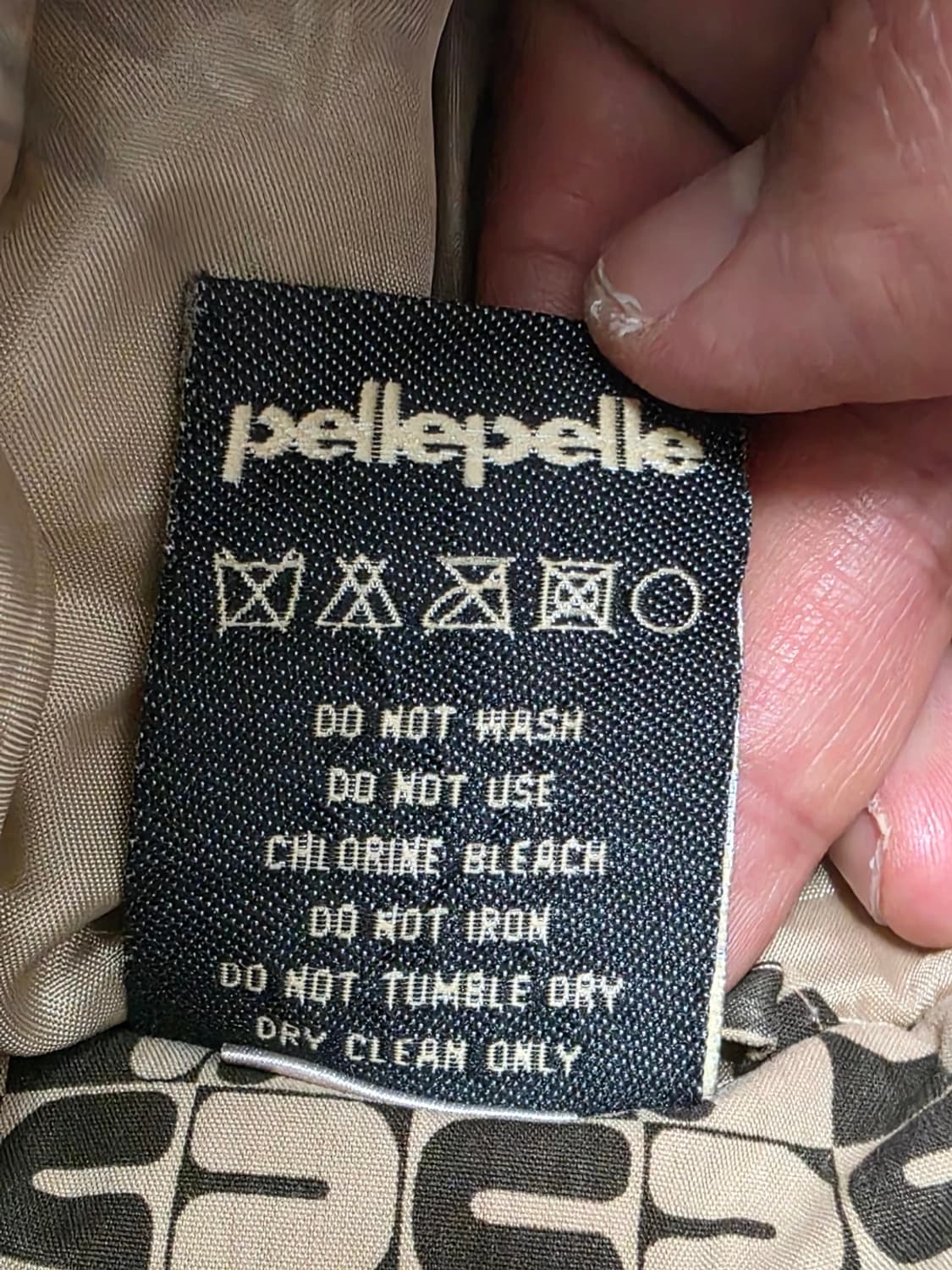 펠레펠레 모노그램 패딩 XL 상품이미지3