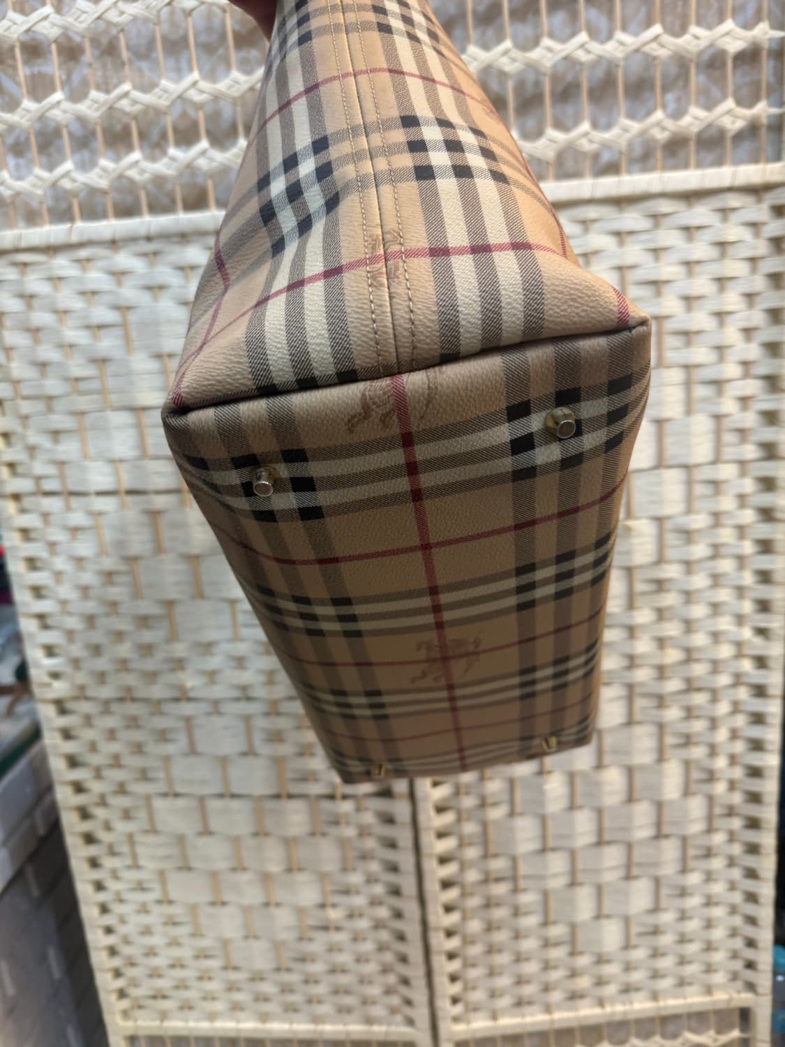 정품 버버리 노바체크 쇼퍼백 팝니다 상품이미지5