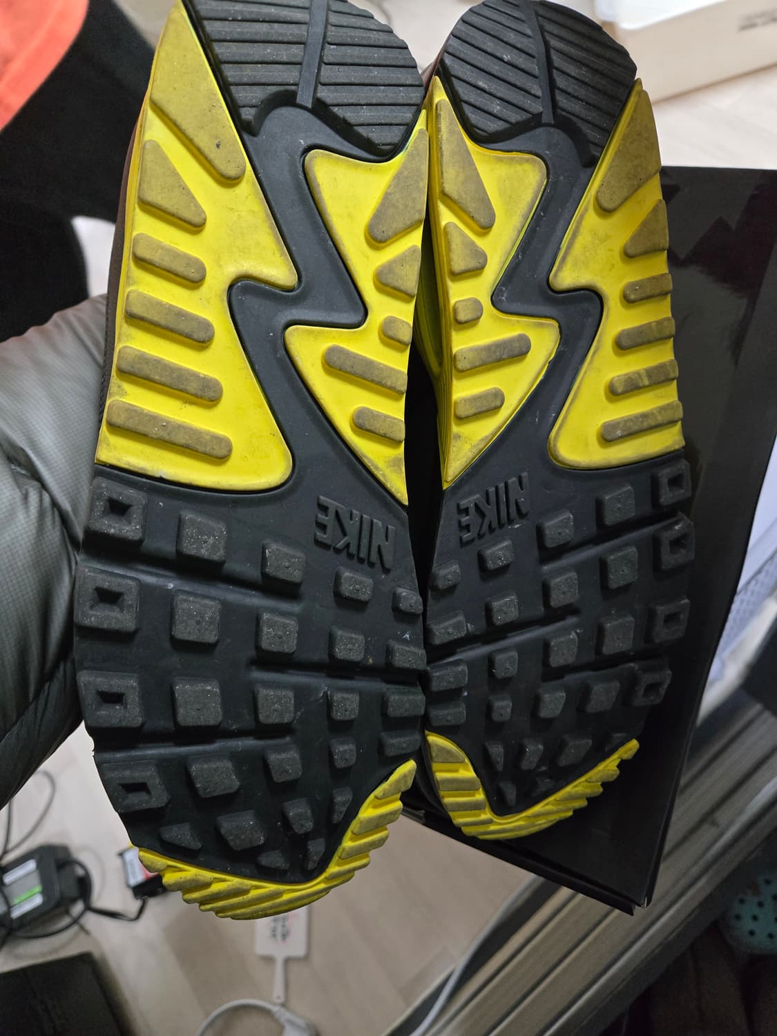 나이키 언디핏 맥스90 275 상품이미지5