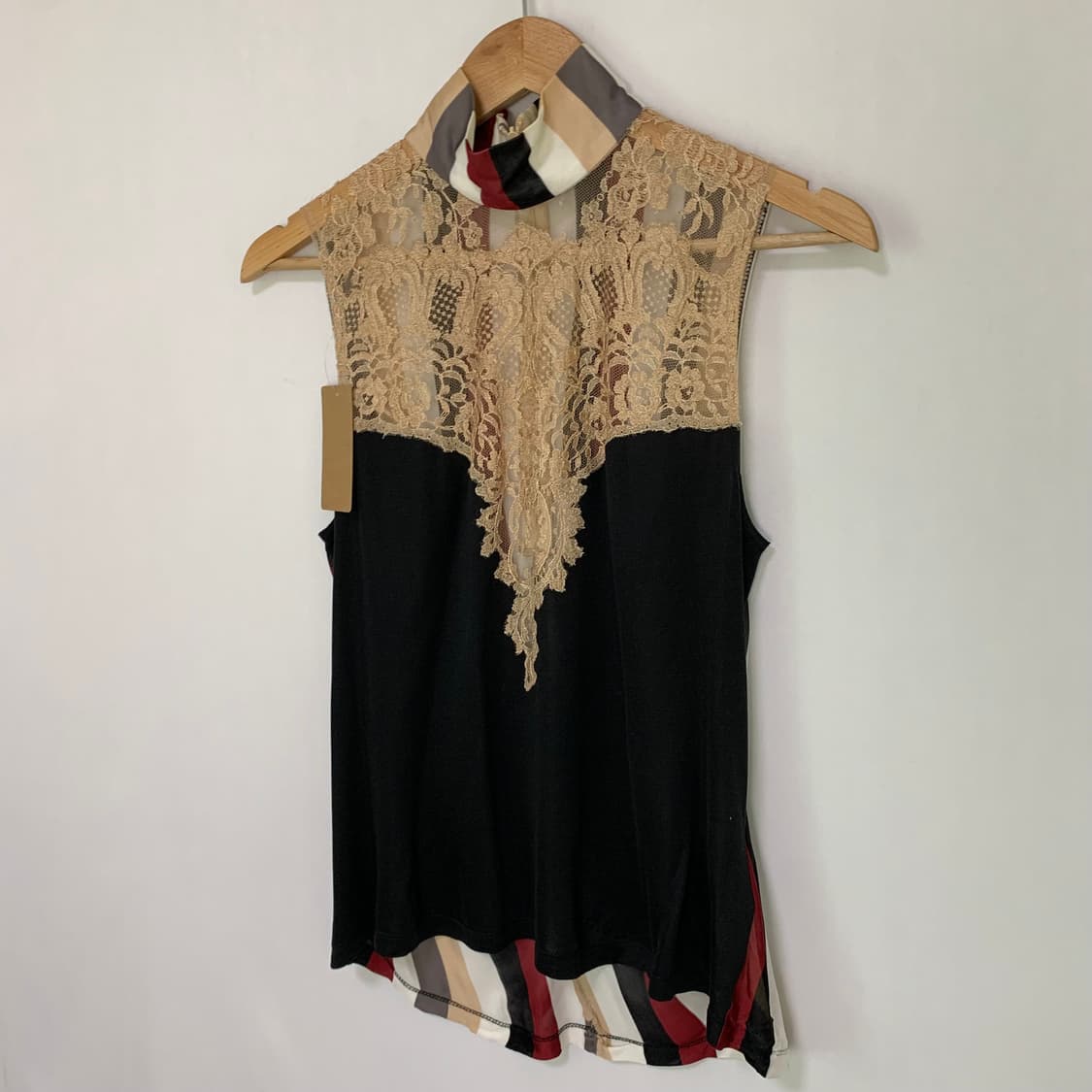 지방시 레이스 실크 모크넥 슬리브리스 민소매 나시 블라우스 상품이미지2