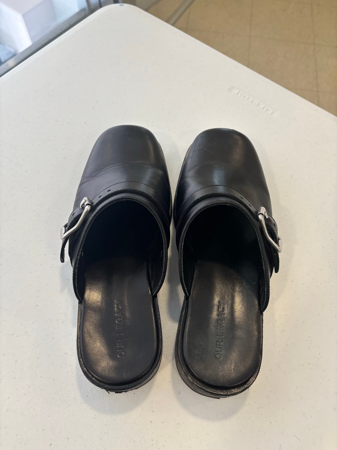 아워레가시 카미온 뮬 블랙 42  상품이미지3