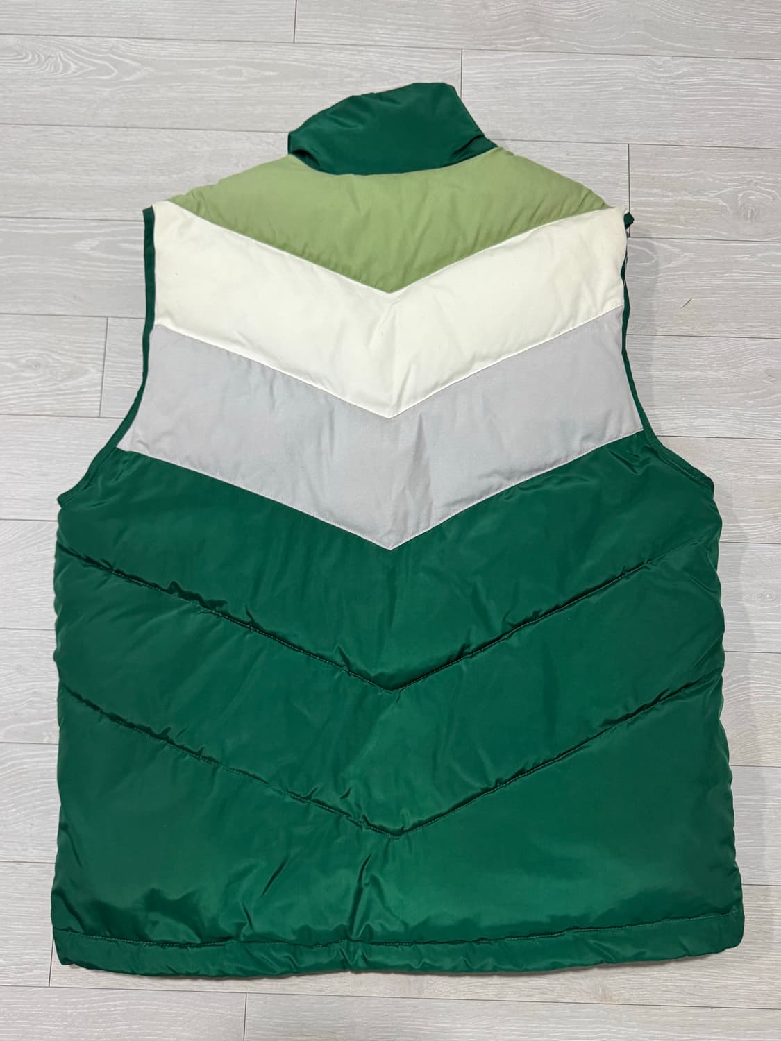 일본판 아디다스 올드스쿨 백곰 프레포일 패딩 베스트 상품이미지3