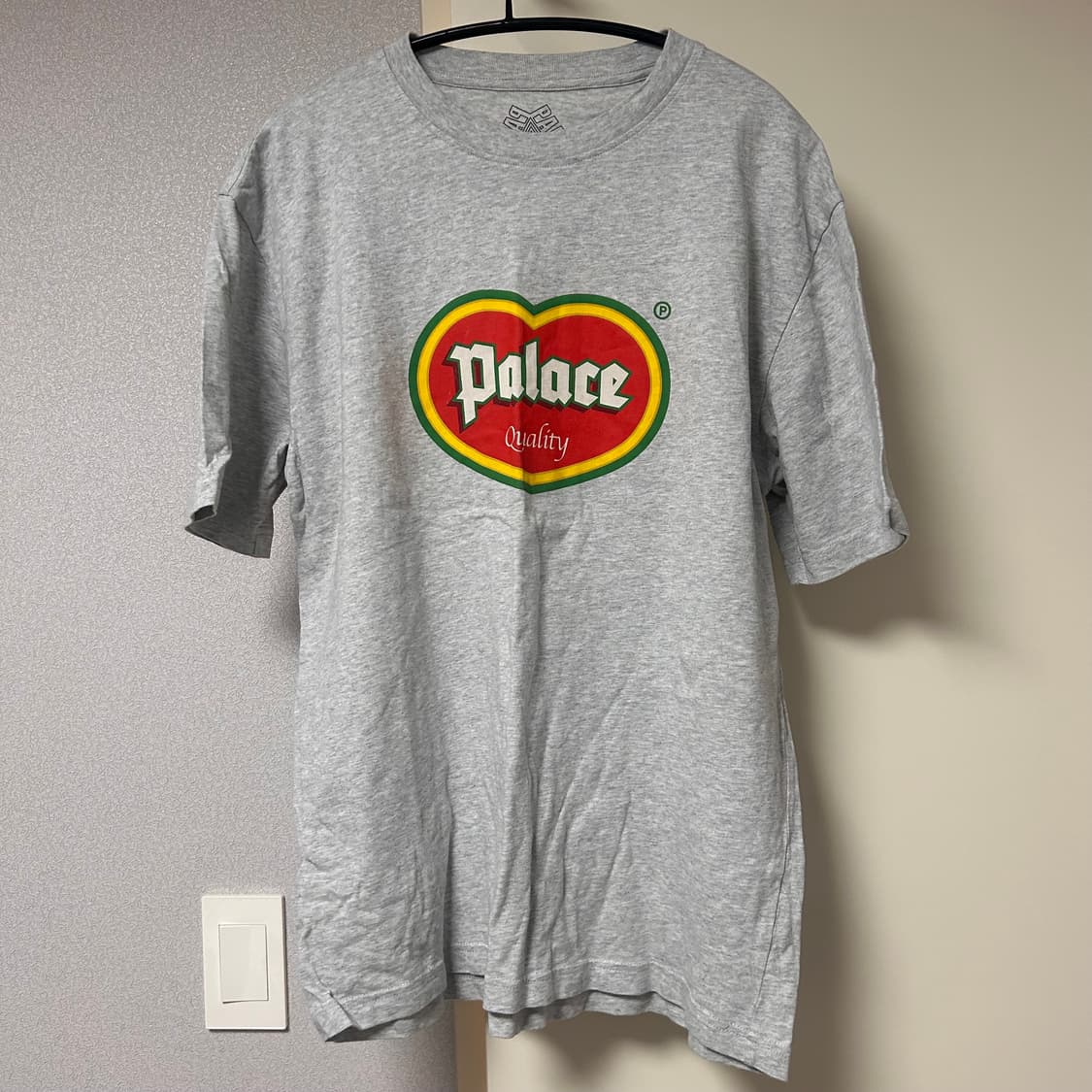 팔라스 반팔 티셔츠 상품이미지1