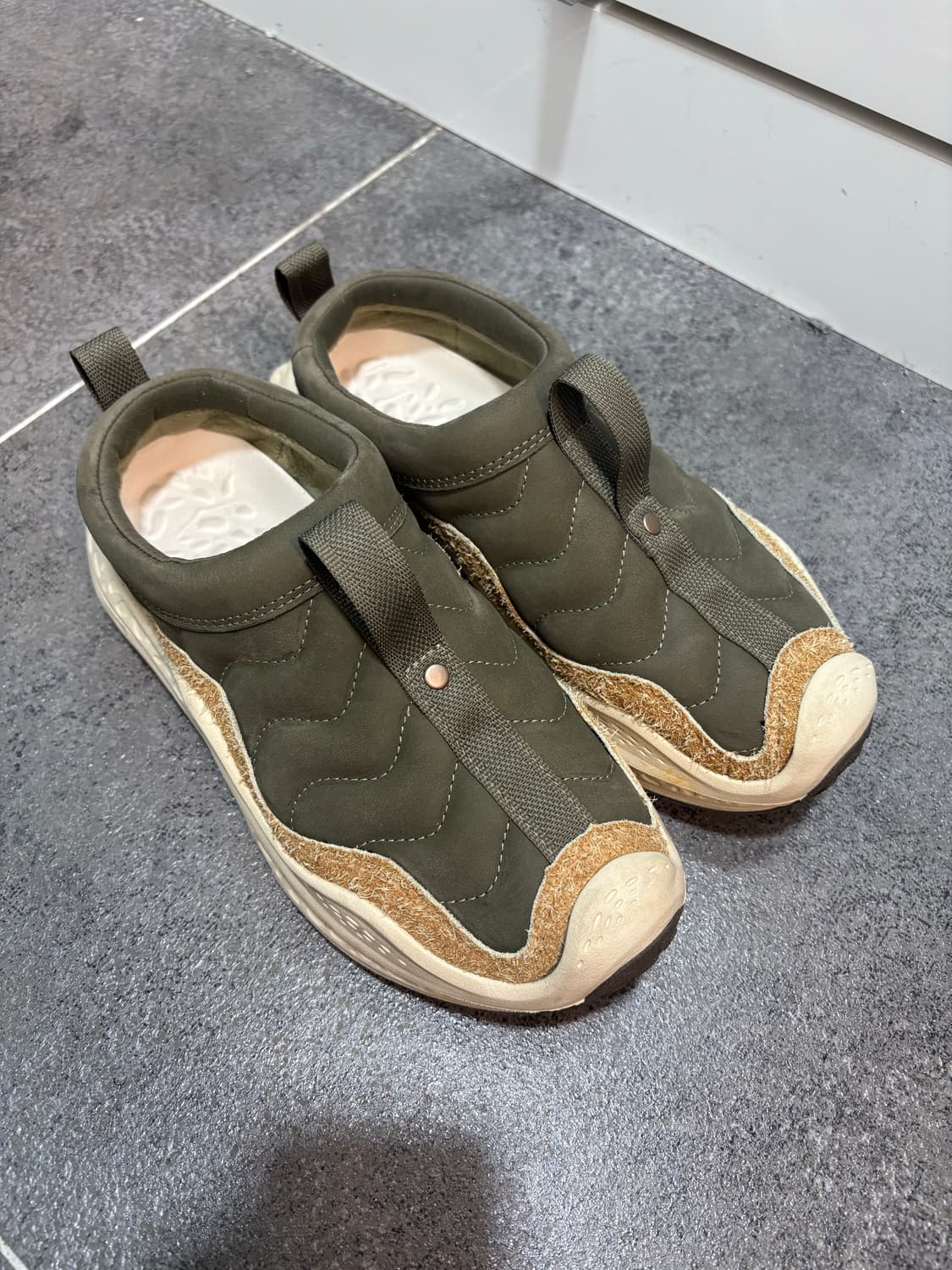 [HOKA] 호카 슬립온 상품이미지1