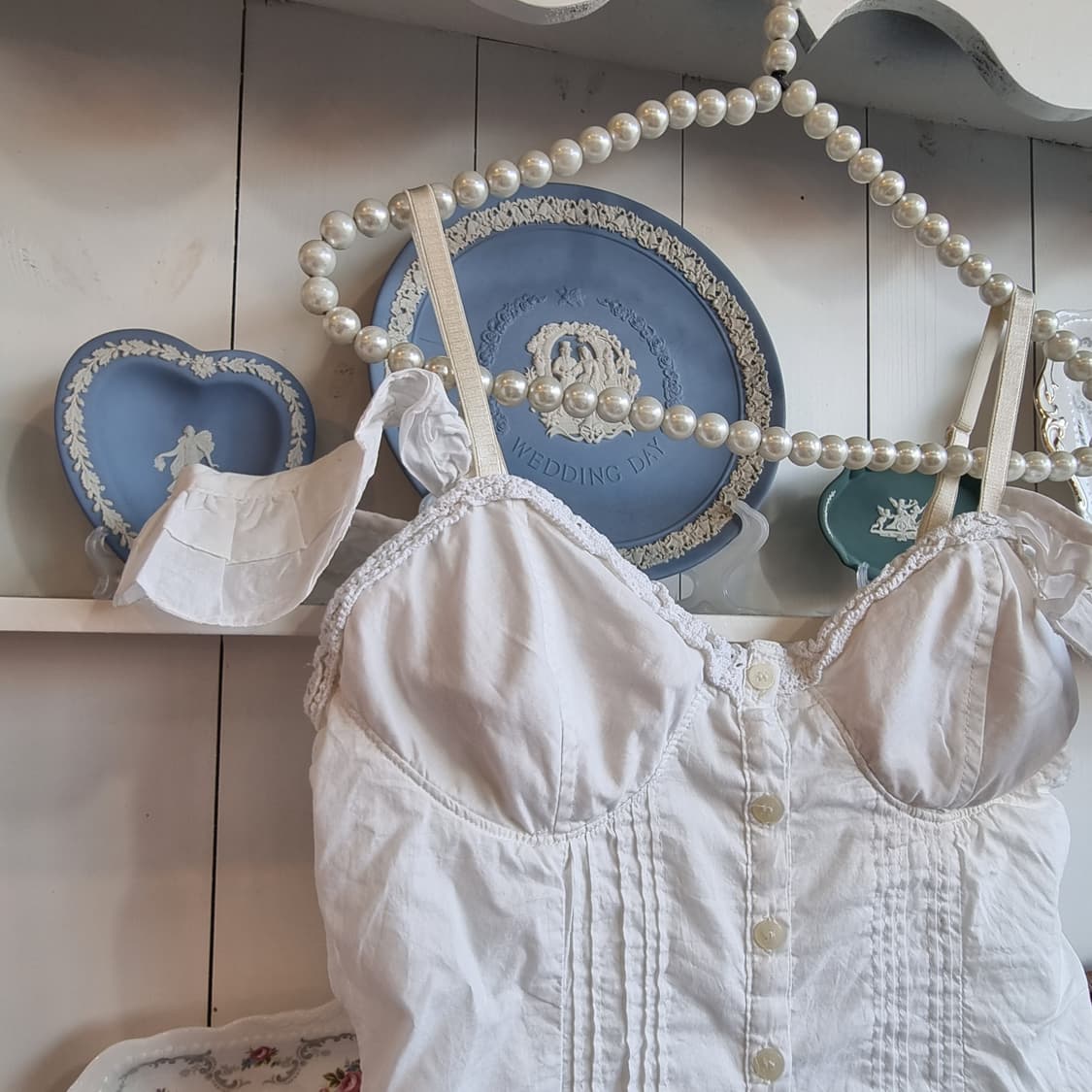 화이트 코튼 레이스 슬리브리스 원피스 상품이미지3