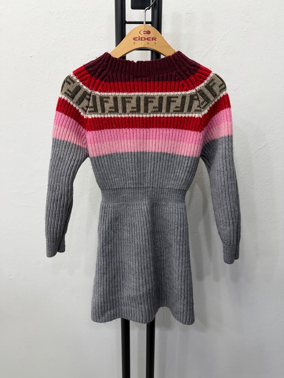 정품) 펜디 키즈 FF 로고 니트 원피스 120 상품이미지5