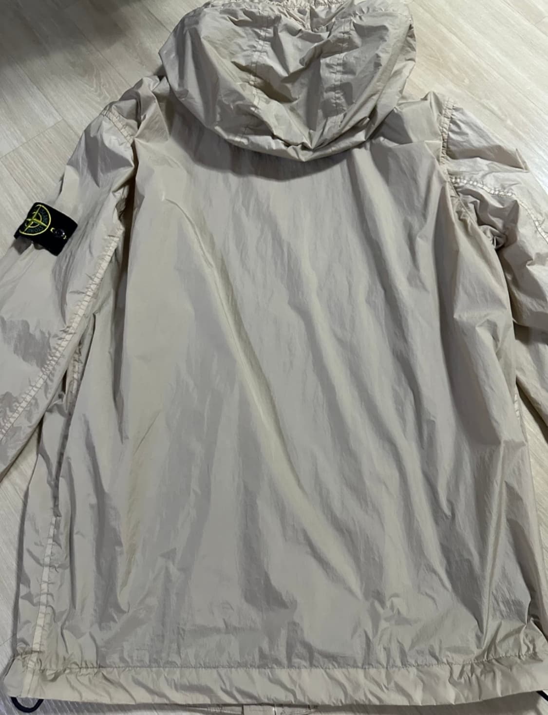 스톤아일랜드 바람막이 L 상품이미지3