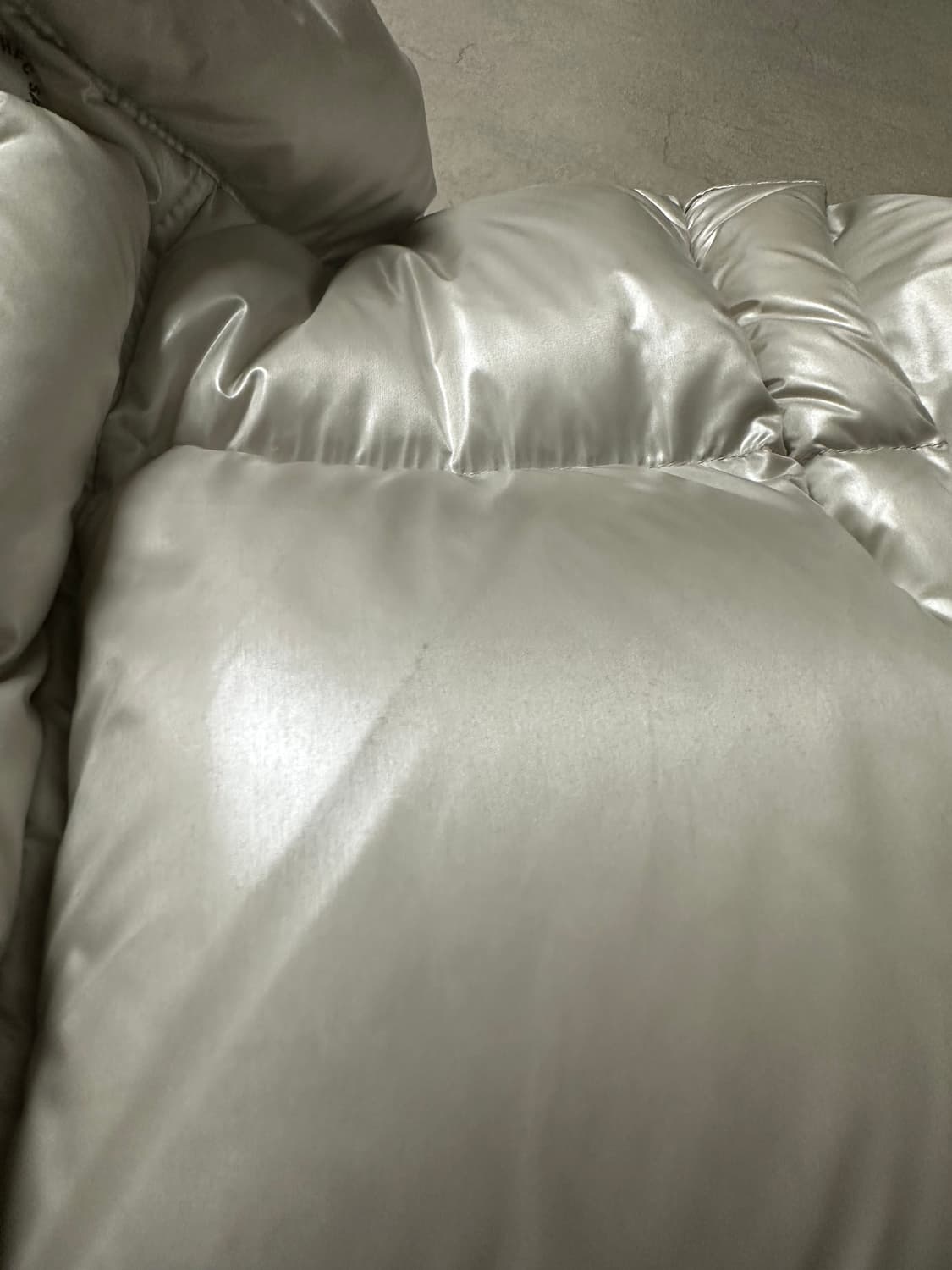 헤리티지플로스 패딩 21fw 크림색상 상품이미지7