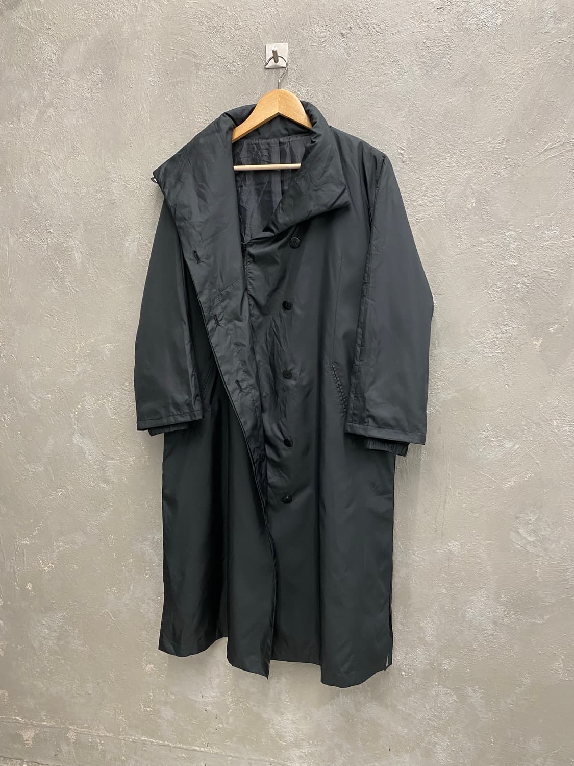 [Free] Japanese Vintage 블랙 폴리쉘 코트 상품이미지4