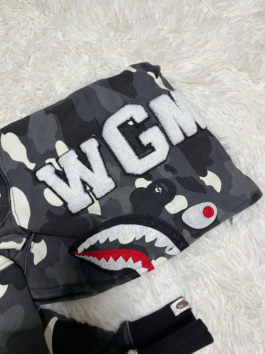 베이프 흑계 카모 후드집업 상품이미지3