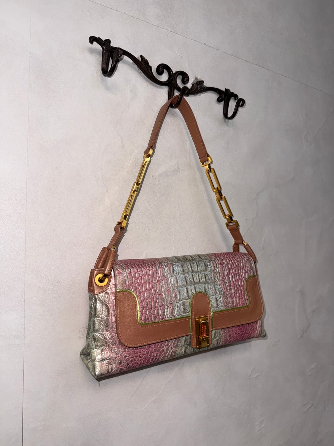 Pink silver python chain shoulder bag 상품이미지2