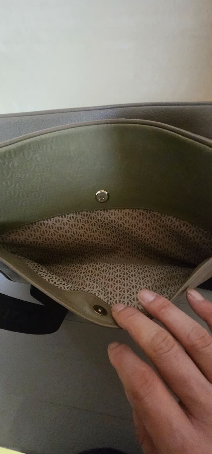 루이까또즈 남성 크로스백 상태굿 새급 가격인하 상품이미지6