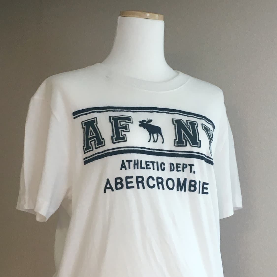 아베크롬비 화이트네이비 오버핏 반팔 상품이미지1