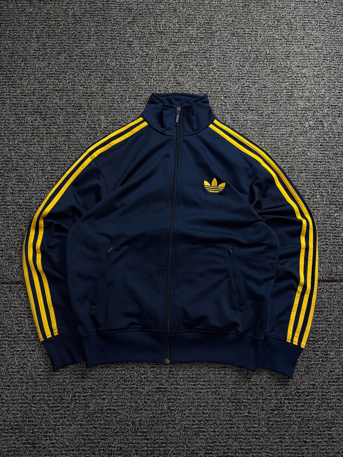 아디다스 파이어버드 트레포일 박시핏 트랙탑 져지 1685 상품이미지2