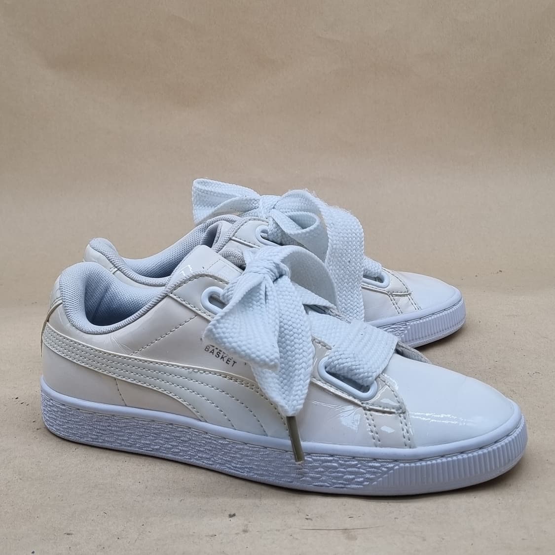 푸마 바스켓 하트  여성운동화230  상품이미지1