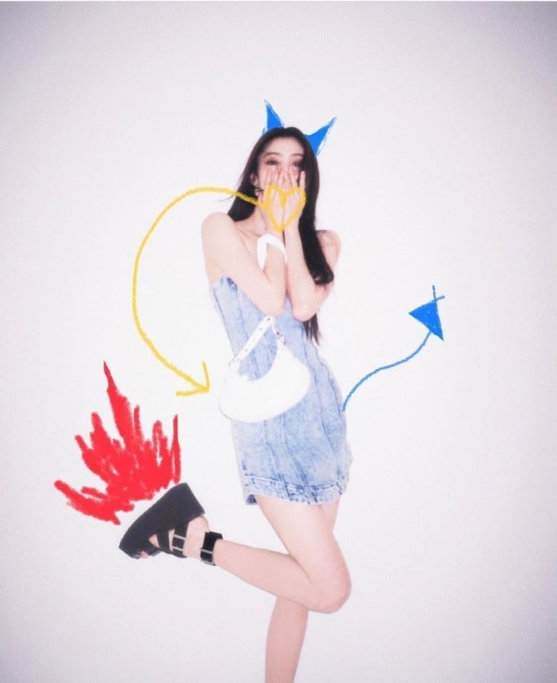 찰스앤키스 한소희 리사 플랫폼 글레디에이터 샌들 - 화이트 상품이미지6