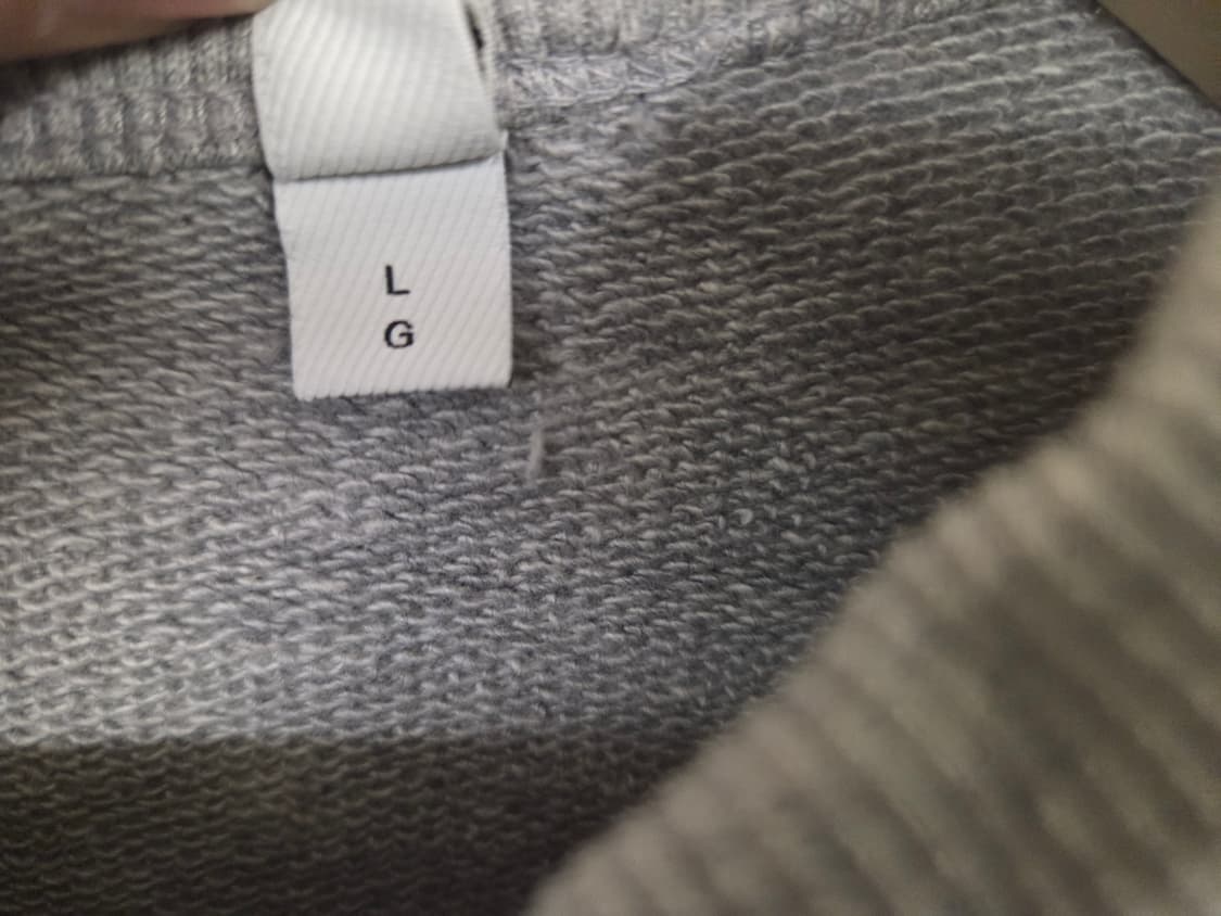 버버리 화이트 택 맨투맨 상품이미지4