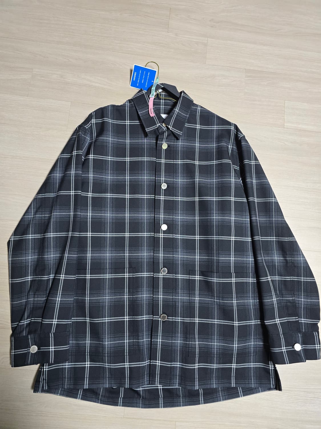 20FW 솔리드옴므 블랙체크 아우터셔츠 48 상품이미지1