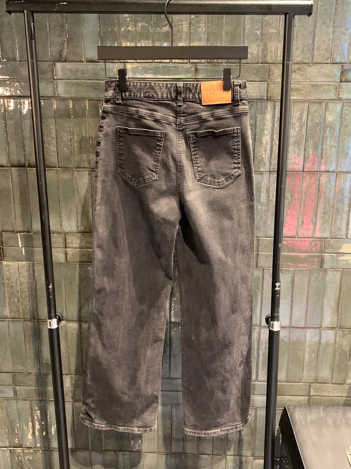 산드로 앞포켓 흑청바지 상품이미지3
