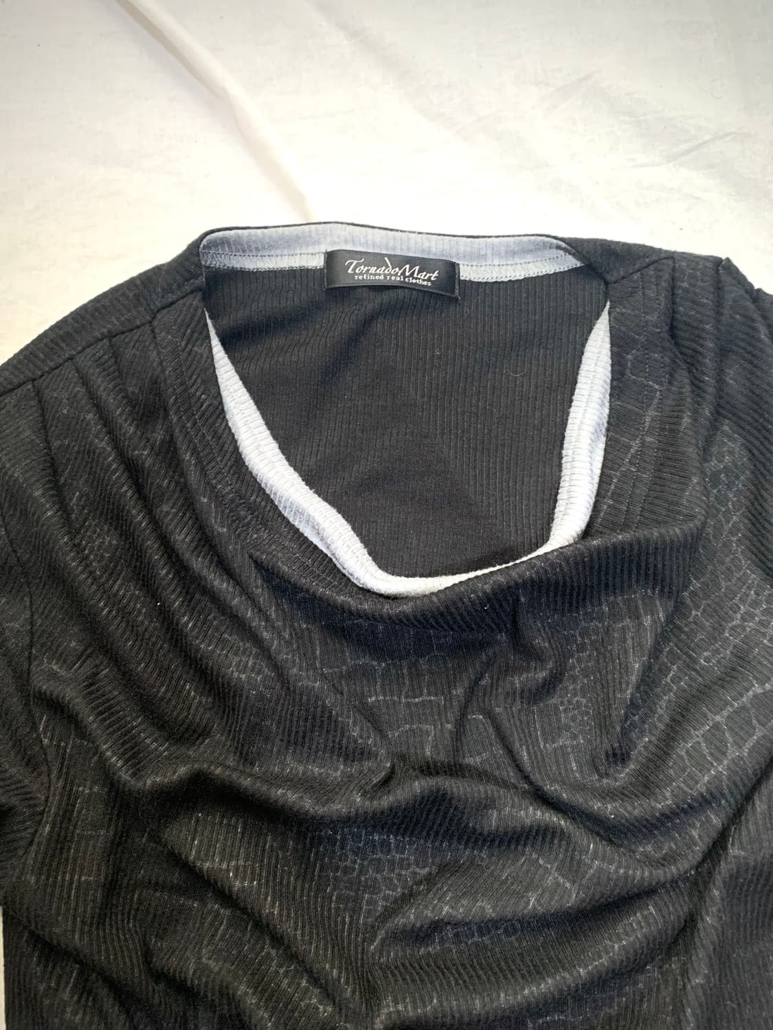 Tornado Mart python drape top  상품이미지3