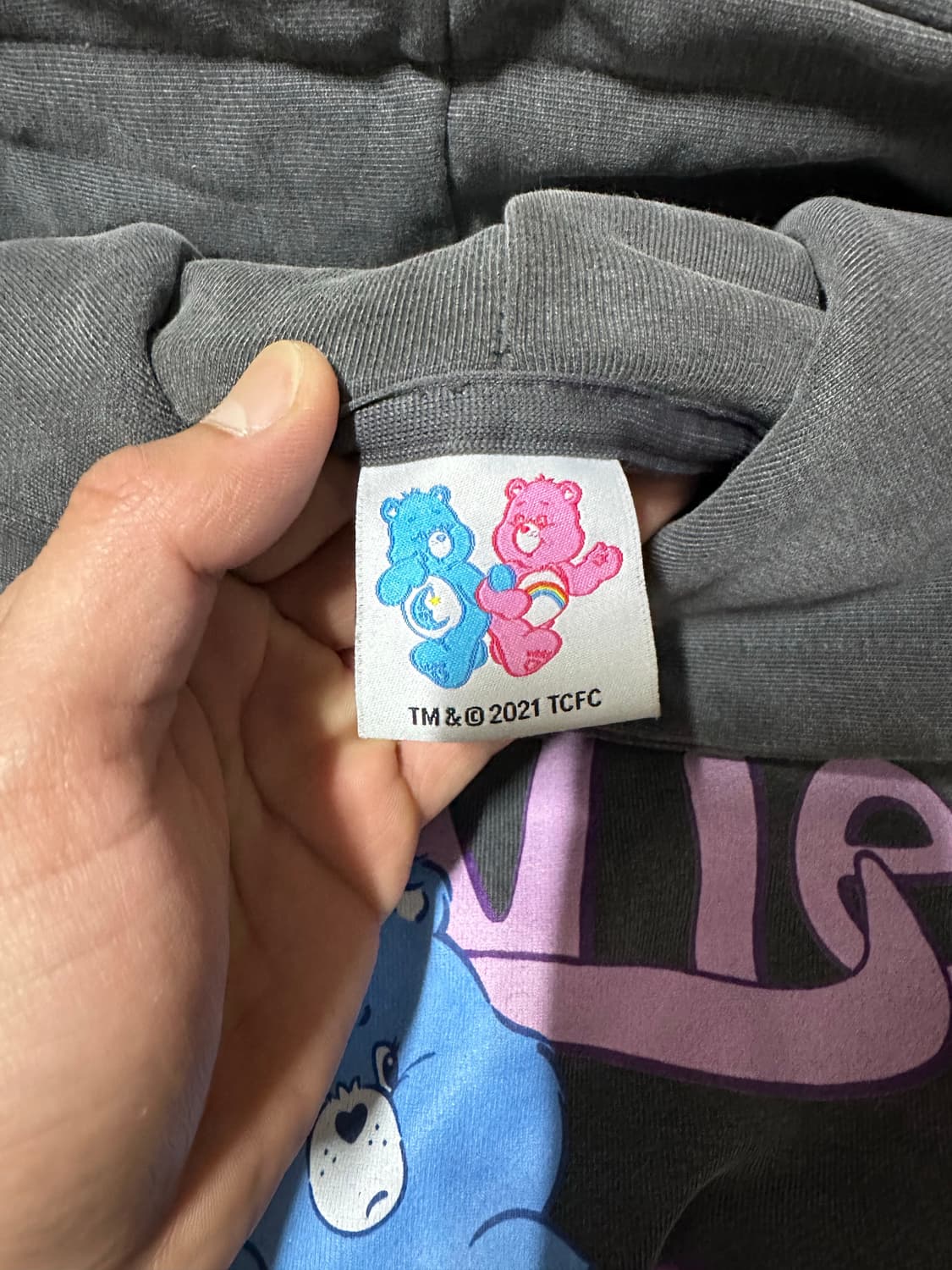 아크메드라비 케어베어 콜라보 후드티 블랙 상품이미지2