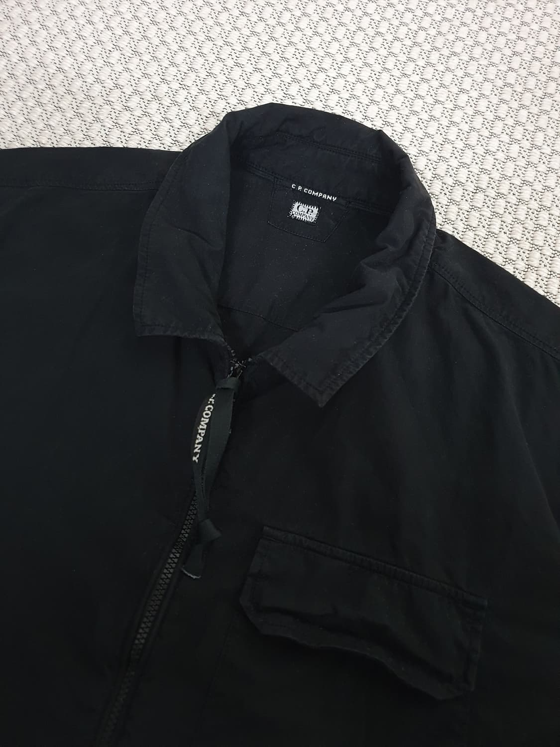 2022 씨피컴퍼니 블랙 오버셔츠 상품이미지3